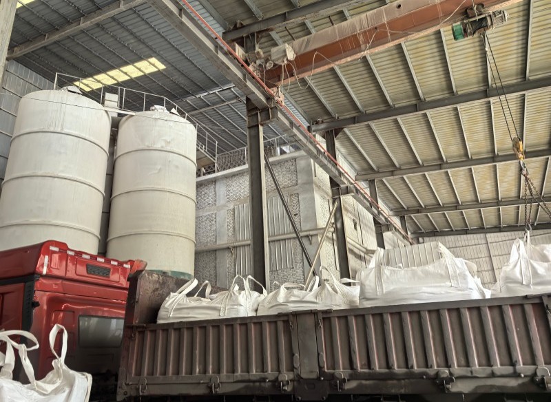 鑄造用鋁礬土熟料廠家現(xiàn)場(chǎng)